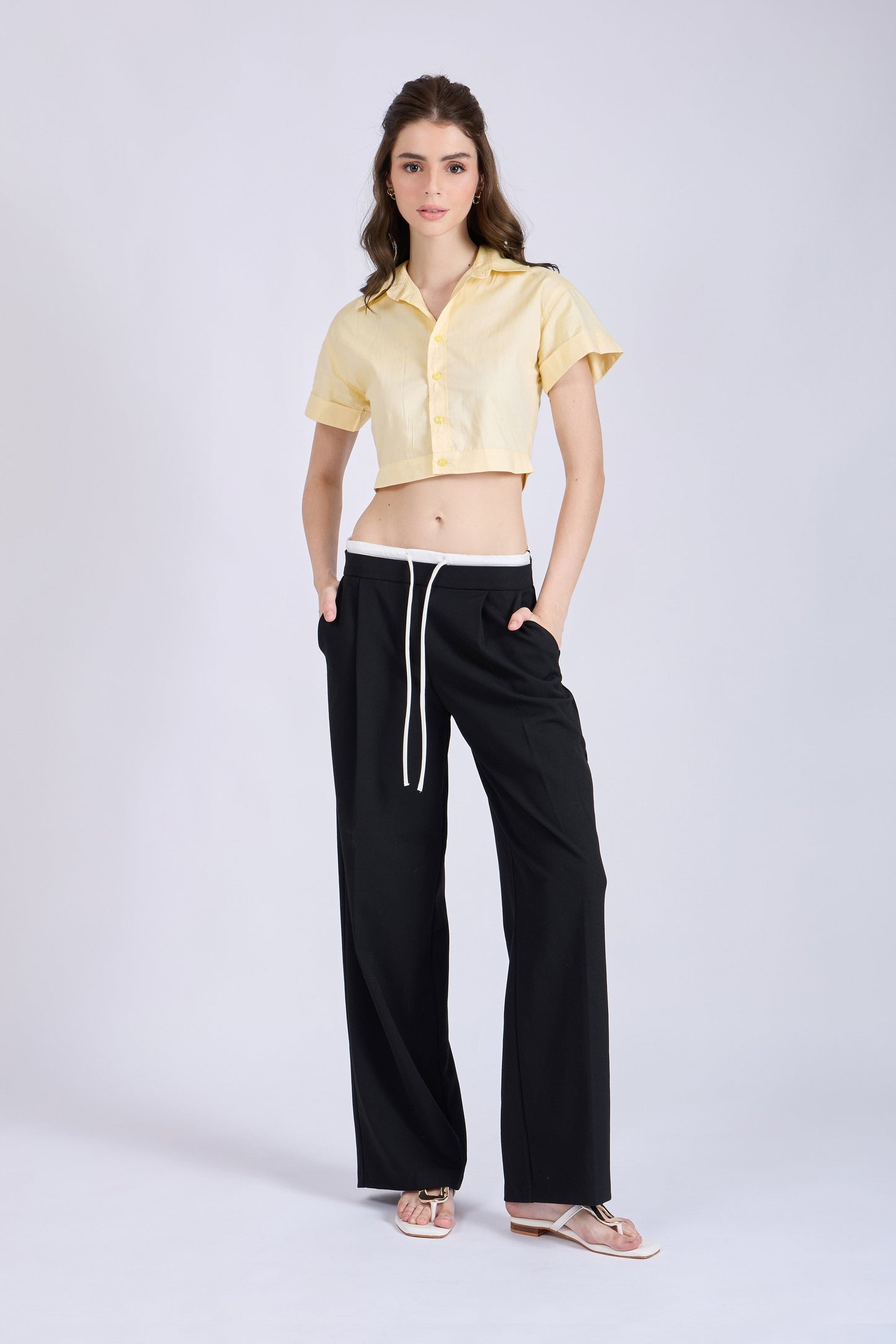 Butter Yellow Detail – SLIDE