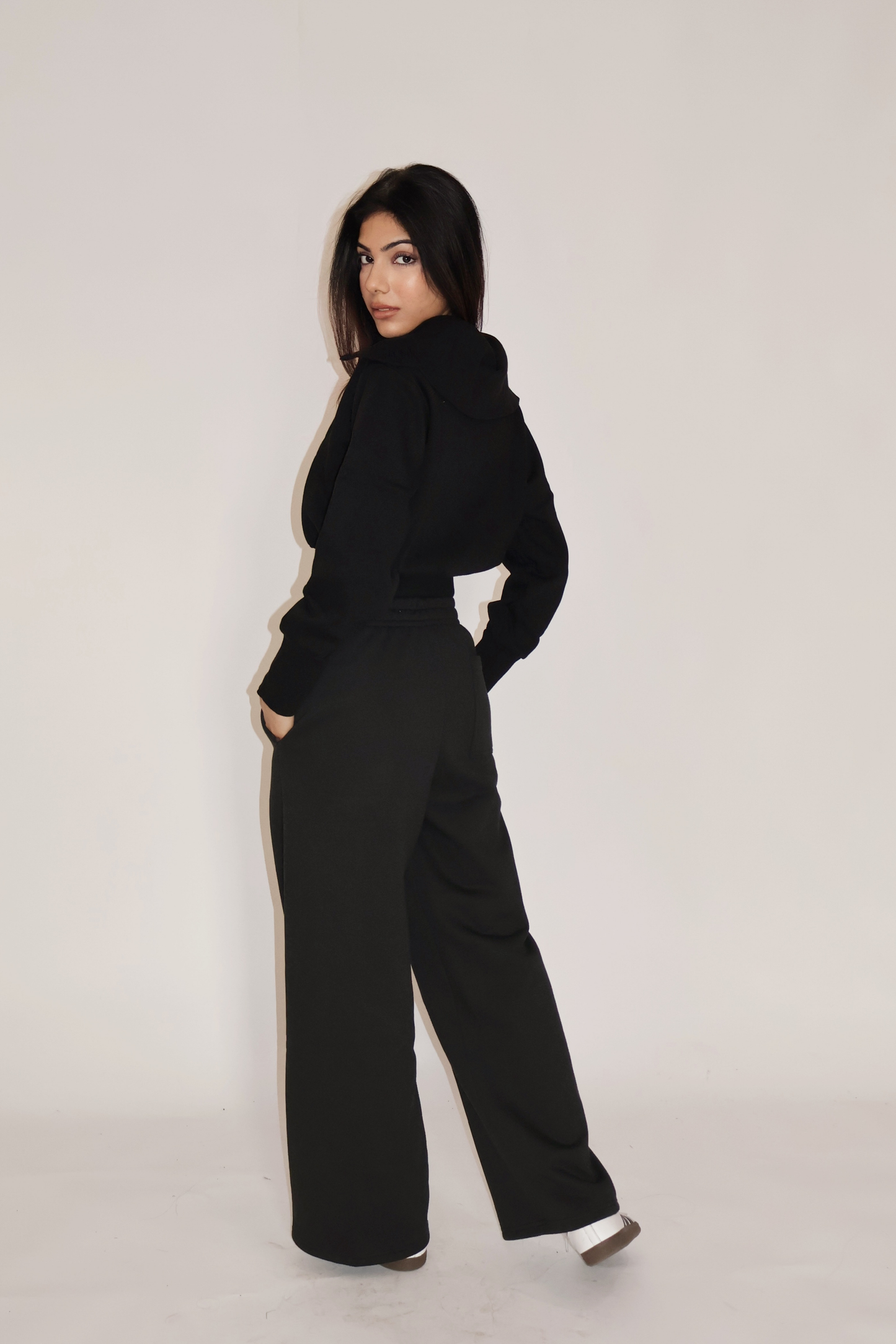 CROPPED ZIPPER CO-ORD SET - (Black)