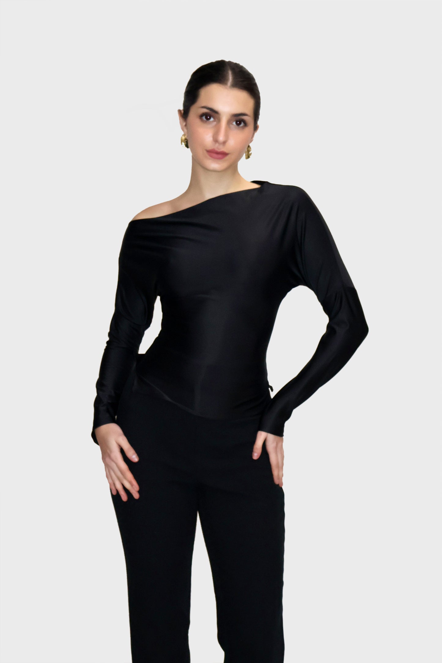 Black One-Shoulder Full Sleeve Top - Oak Top (Onyx)