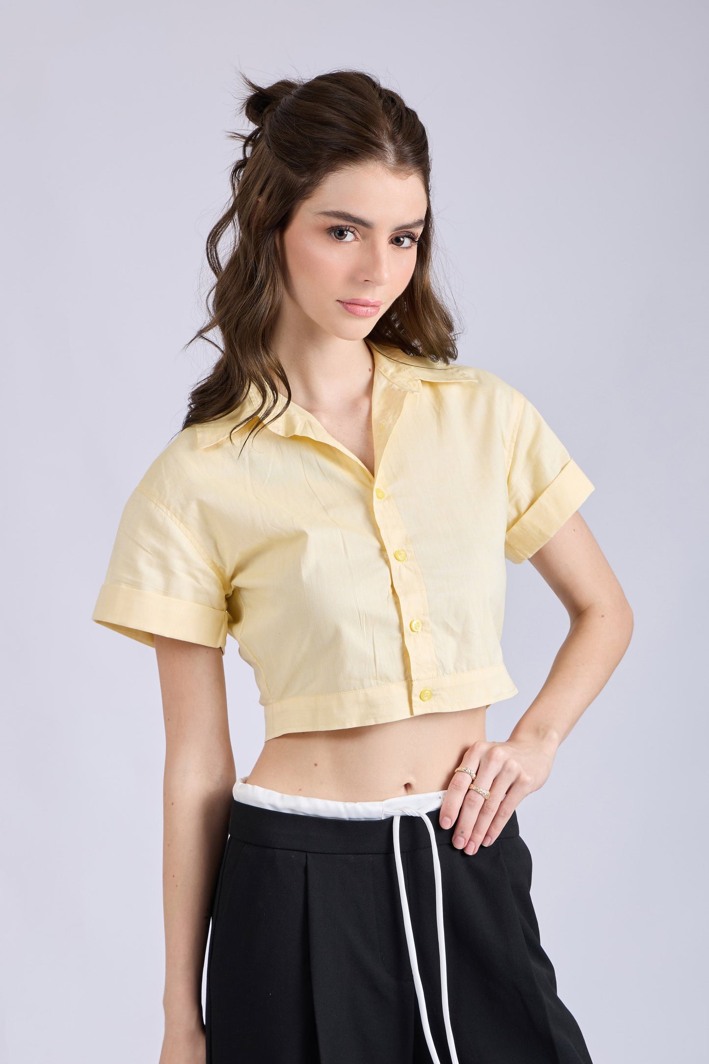 Butter Yellow Detail – SLIDE