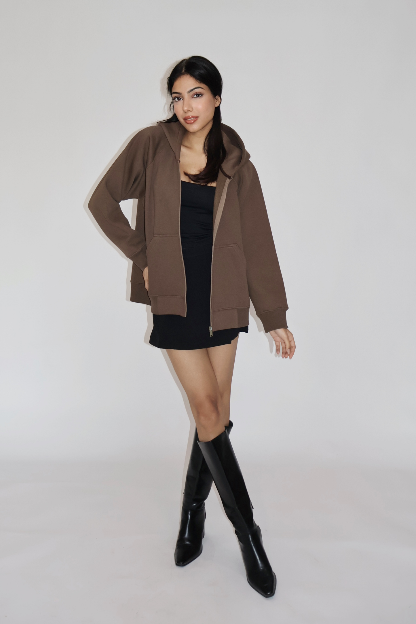 OVERSIZED HOODED ZIPPER (COCO)