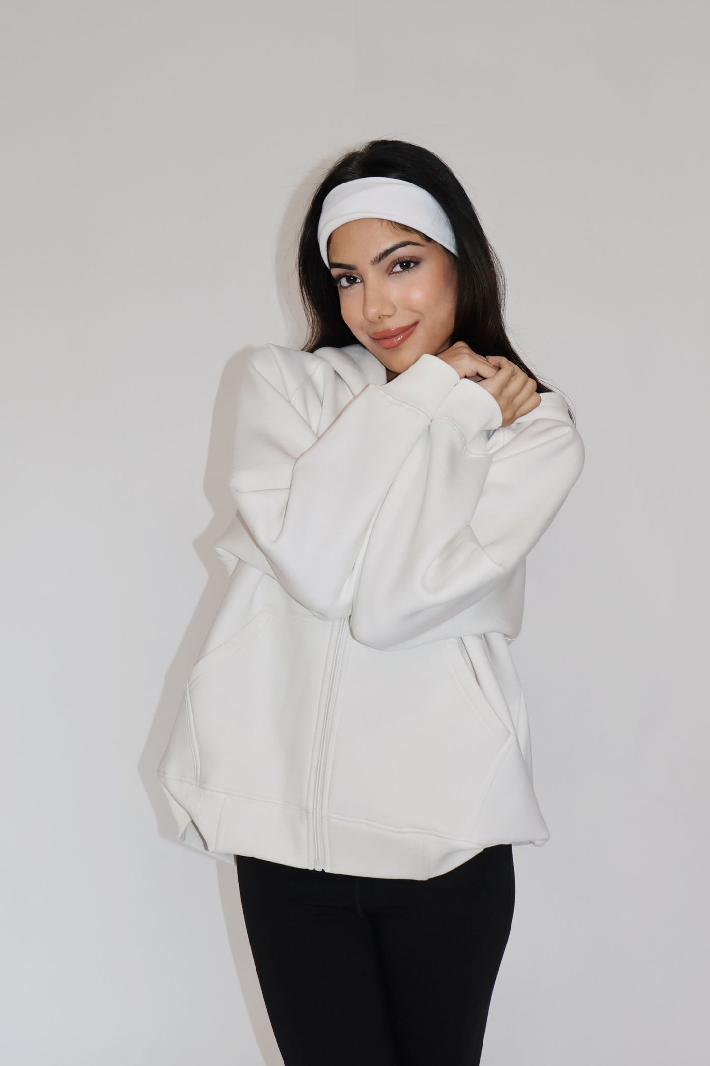 OVERSIZED HOODED ZIPPER (WHITE)