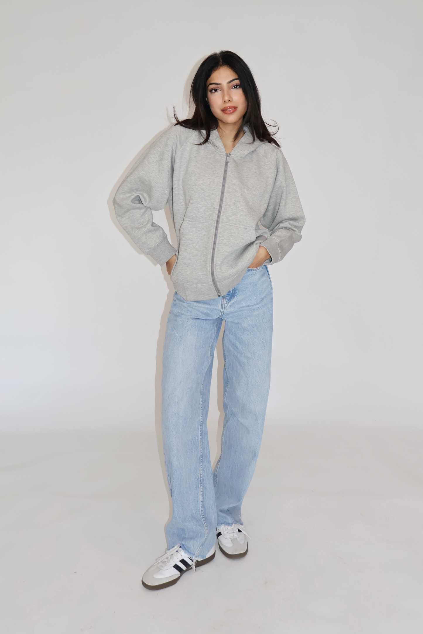 OVERSIZED HOODED ZIPPER (GREY)